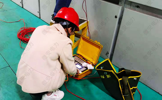 電容電流測試現場 電容電流測試現場